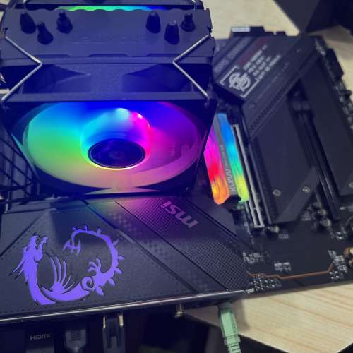 MSI B650 MPG CARBON Wi-Fi6e ATX 底板