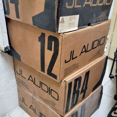 全新JL 12"Subwpofer (每隻$1200)