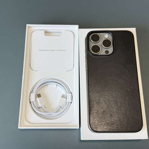 iPhone 15 Pro max 512GB 原色 跟大量配件