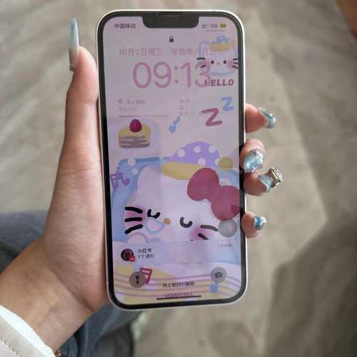 Apple iPhone 13 512G ， 6.1寸大螢幕，電池效能98 ％，功能全部正常運作，已貼貴價...