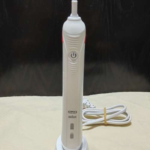 Oral B Pro/Smart Type 37662 not Philips Sonicare Nor Colgate