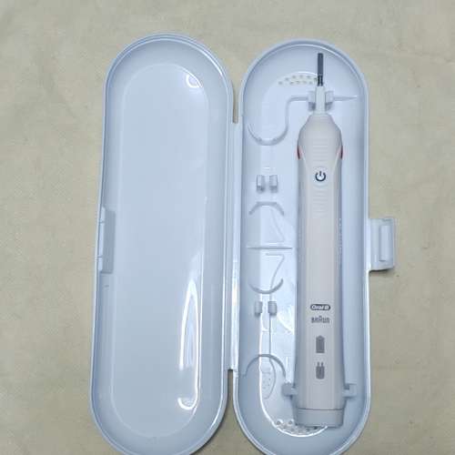 Oral B Pro/Smart Type 37662 not Philips Sonicare Nor Colgate