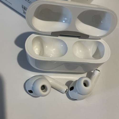 AirPods Pro 2 99.99% 全新行貨 100%乾淨0痕連盒連線有保養