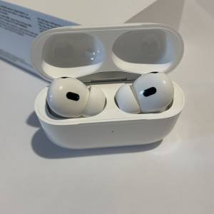 AirPods Pro 2 99.99% 全套行貨 100%乾淨無痕，有保養