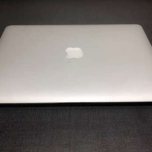 Apple MacBook Air IntelCore i7 13寸 ，8G RAM，256G SSD固態硬盤，超輕細部方便攜...