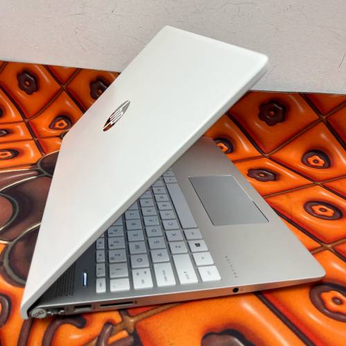 (荃灣實體店)Hp Pavilion i7-8550/GeForce940MX /8,16,32gb ram/128,256gb,512gb,1...