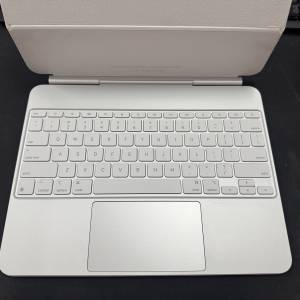 Apple magic keyboard for (M4) iPad Pro 13 吋