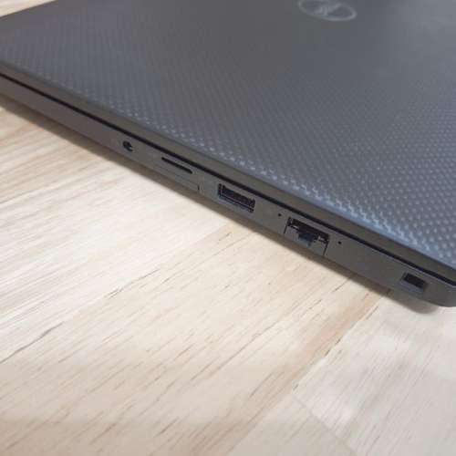 Dell Latitude 7390 13.3&rdquo;吋 Laptop i7 16 GB Ram 窄邊框 輕薄易攜 觸控屏幕 全高...
