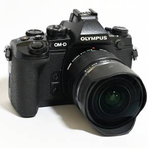 Olympus M.Zuiko Digital ED 8mm f/1.8 Fisheye PRO + E-M1