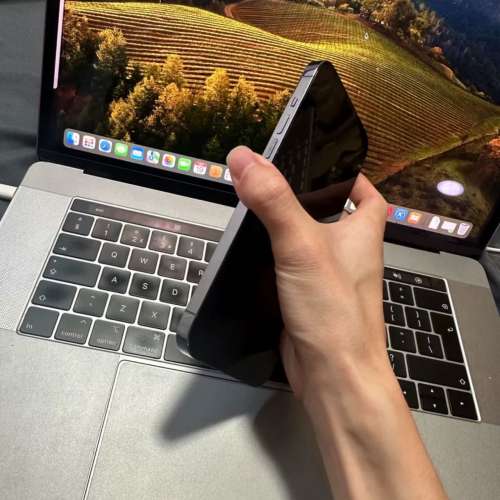 iPhone13 Por Max 128G 電池效能91 % ，跟一個全新原裝玻璃貼同埋一個手機套！