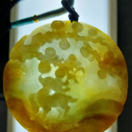天然翡翠A 黃鹿吊牌