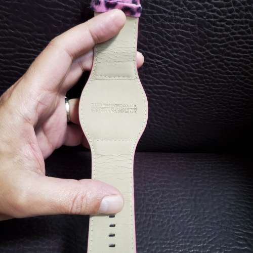 SANRIO Hello Kitty 手表(粉紅豹紋)