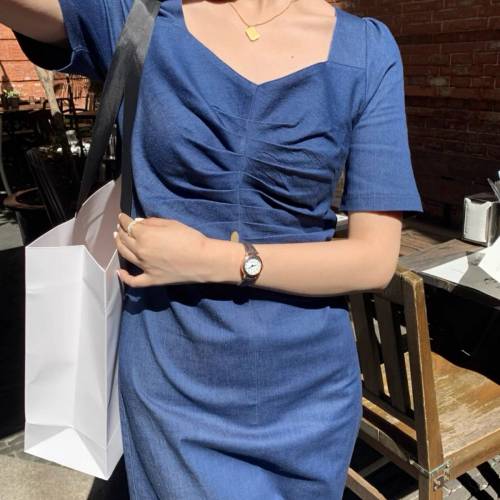 法式小露背修腰連身裙