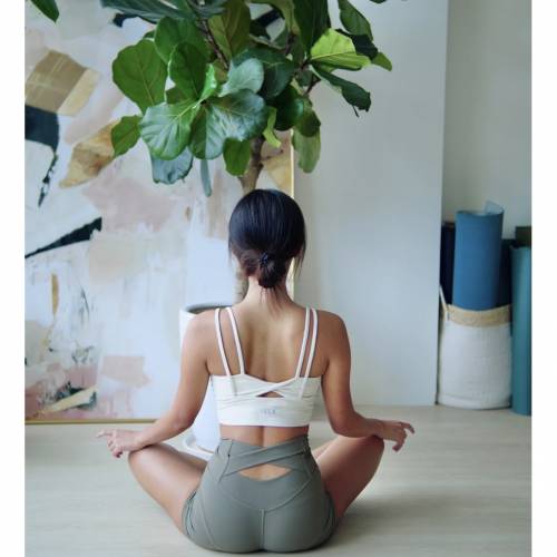 Islahola  cross back yoga pants 瑜珈短褲