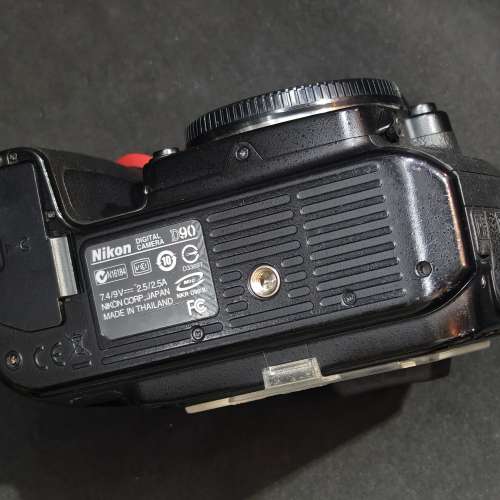 Nikon D90 body