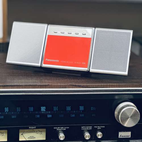 出售panasonic md播放機一部,跟座枱到喇叭,機身取出後,可當隨身機使用,型號Sj-mj55,...