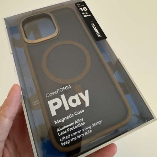 iPhone 16 Pro Max momax case