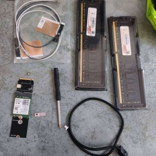 大陸雜牌步战士DDR3-1866 8GB 8條