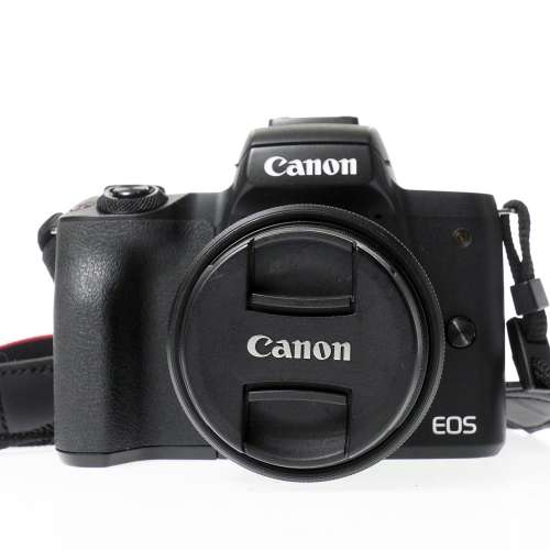 Canon EOS M50 Mark II w/ Canon EF-M 15-45mm f3.5-6.3 Zoom Lens