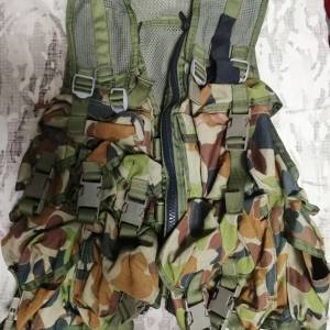 Aussie Vest