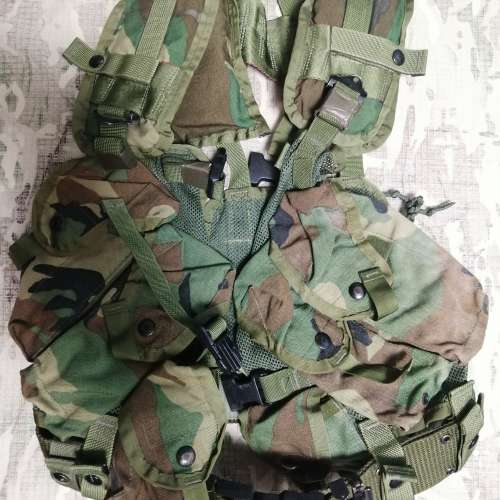 US ARMY VEST 2