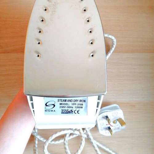 全新 SIGMA 熨斗 YPF-3188 Steam & Dry Iron