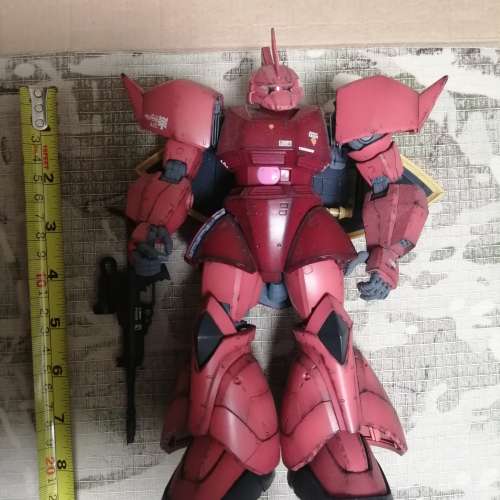 (1/100) gundam model (上色完成品和不齊件 )