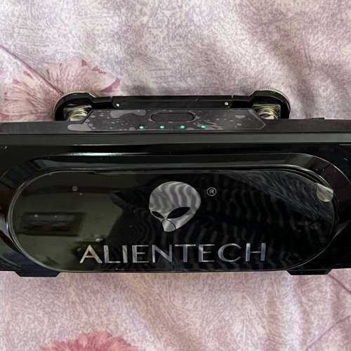 出售USED 90,98成新DJI MAVIC 2 遙控器各一套,ALIENTECH火星人2.4G(兩套)及5.8G(一...