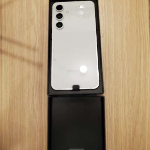 全新Samsung Galaxy S24 FE灰色香港行貨