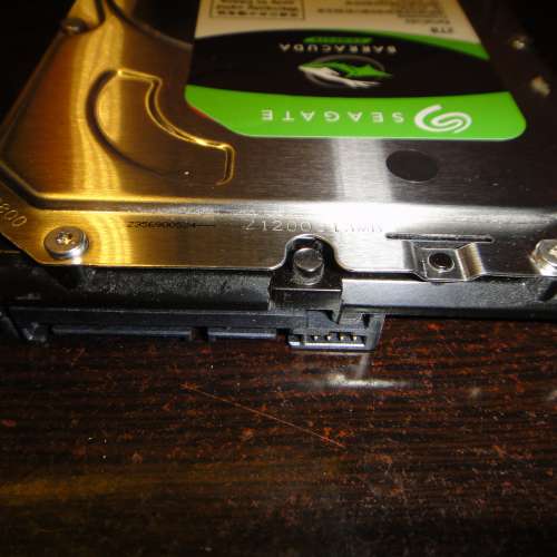 Seagate  3.5吋  2TB 硬碟