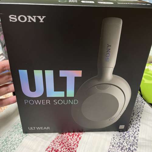 Sony ULT Wear 白色靚，無花。$1100