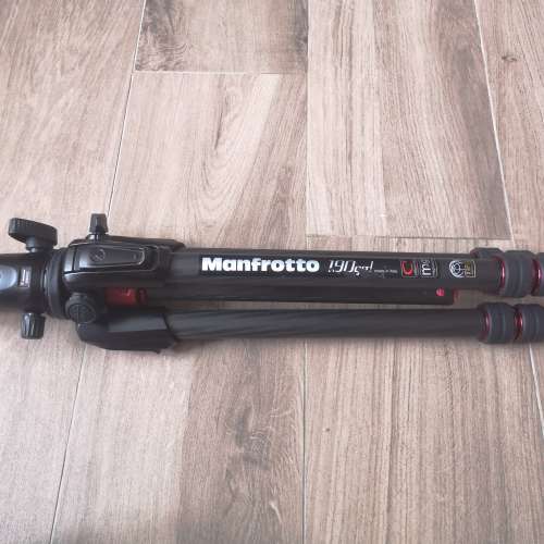 Manfrotto MT190GOC4(碳纖維三腳架) + Manfrotto 496RC2 Compact Ball Head(小型球...