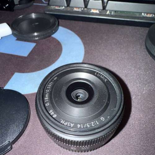 Panasonic LUMIX 14 2.5 餅鏡 pancake M43