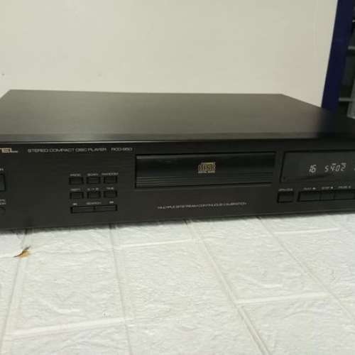 Rotel  RCD950 cd player