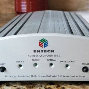 Entech number cruncher 205.2 20bit DAC