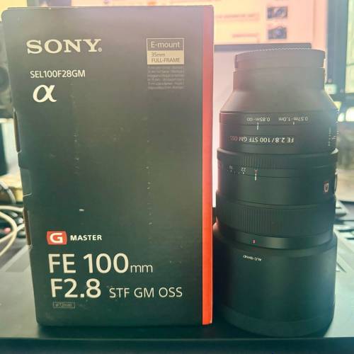 SONY FE 100mm f/2.8 STF GM OSS