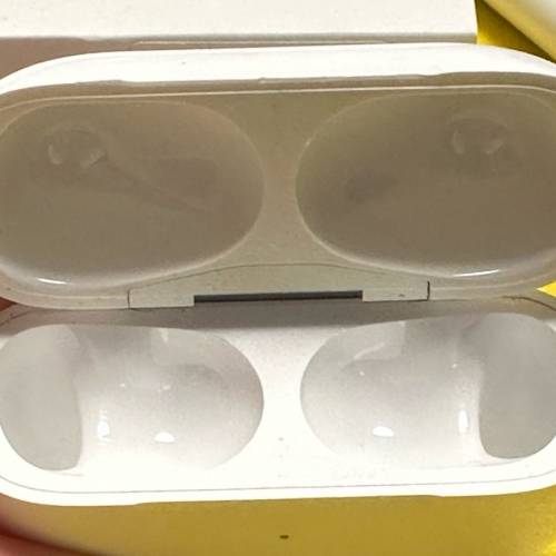 AirPods Pro (第 2 代) 配備 MagSafe 充電盒 (lightning)