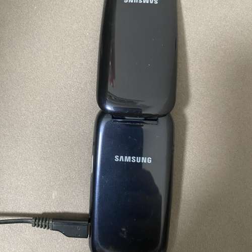 Samsung E1272