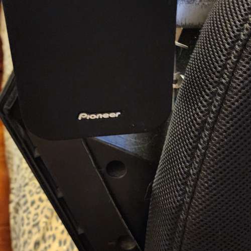 LOGITECH主機十WOOFER 5.1 LR BOSE 十中後置pioneer