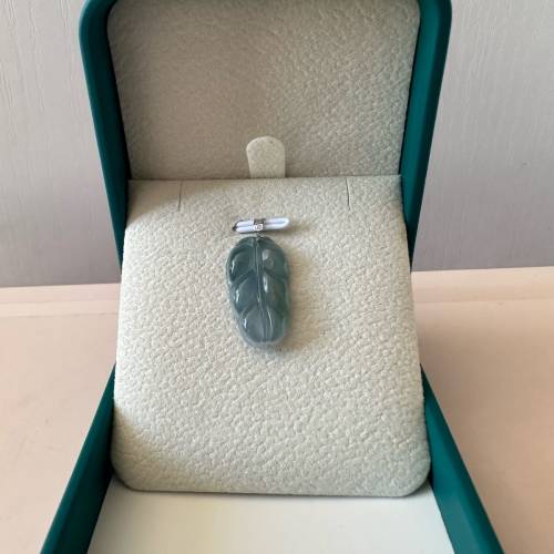 天然緬甸翡翠葉子吊墜18K