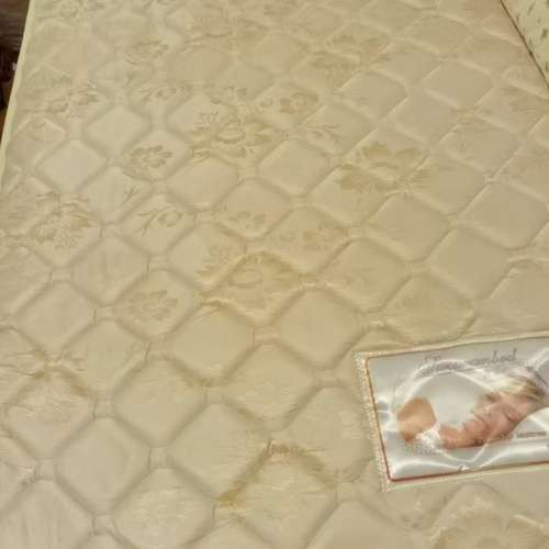 睡康寧床褥連舒適墊，幾手全新