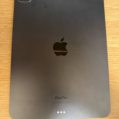 （不議價）極新港版太空黑iPad Pro m4 11inch WiFi 保養至2025年5月
