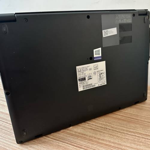 💻Fujitsu Lifebook U937 ⌨️超輕～900克  🖥️13'' FHD Mon ⏲️i5-7300U