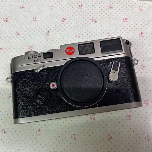 Leica M6 Titanium x0.72
