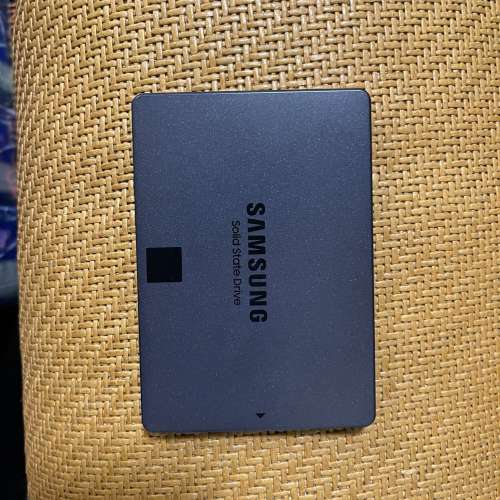 Samsung 三星 860 QVO SATA 2.5-inch SSD 1TB (MZ-76Q1T0)