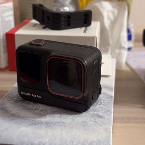 Insta360 Ace pro action camera 香港行貨full set連配件