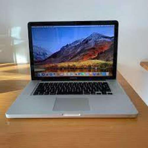 macbook a1286, 4G RAM 15inch ,不包硬盤,可以著機,有充電器,不包好壞,2010年機