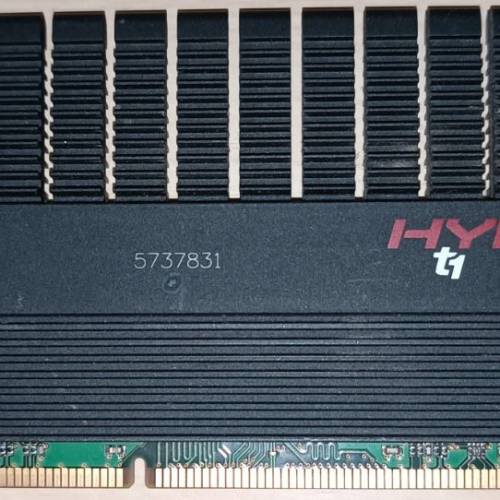 金士頓HyperX DDR3 1866 4GB