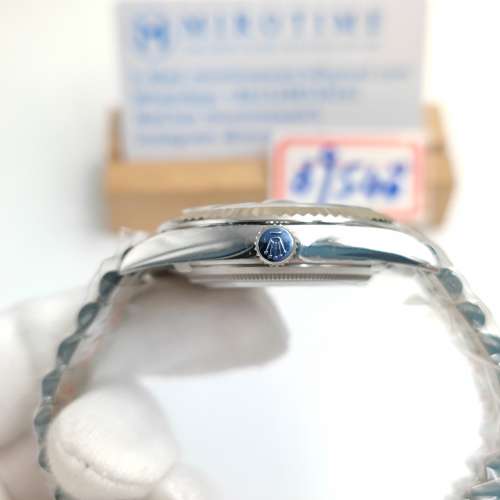 DateJust 41 126334 Green Fluted Dial watch