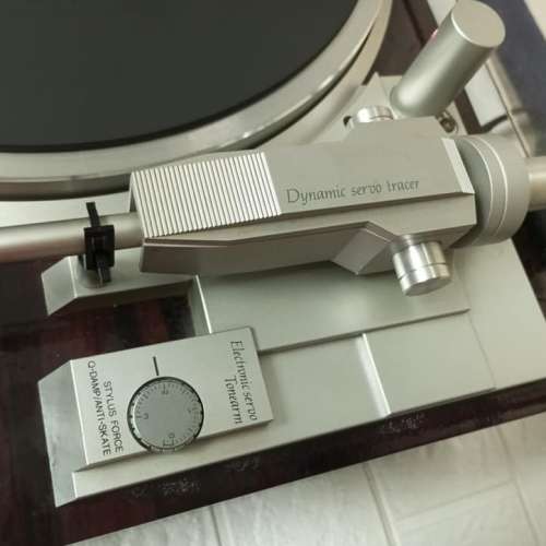 DENON DP-47F 系列全自動直驅轉盤系統.！